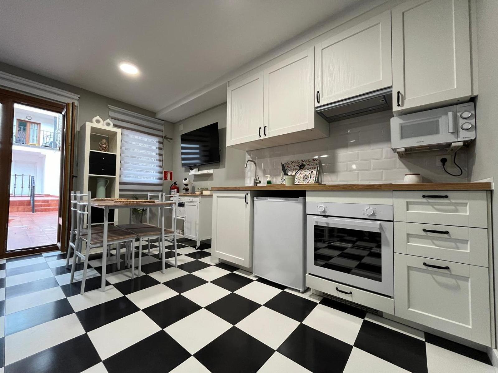 Victoria Apartment *